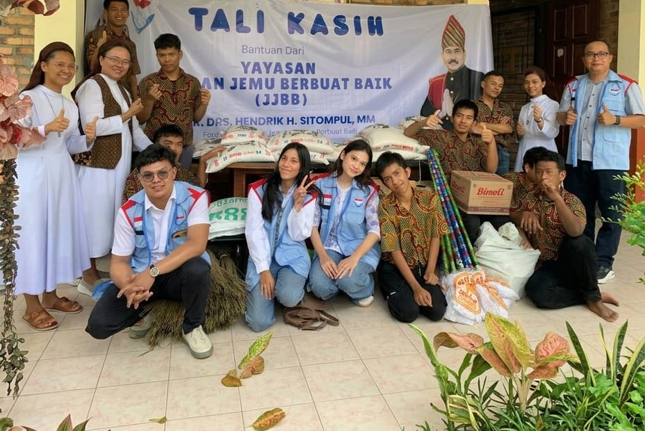 Yayasan JJBB Salurkan Bantuan ke SLB C Karya Tulus Namopecawir, Dukung Anak Berkebutuhan Khusus lkk